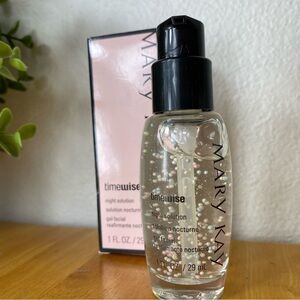 TimeWise night solution dry to oily skin